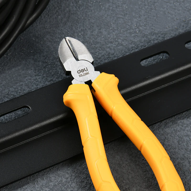 Deli EDL2206C 6" Diagonal Cutting Pliers – Professional Heavy-Duty Side Cutter Hand Tool with Hardened Steel Blades for Electrical Wiring, Cable Cutting & DIY Repairs - Image 3