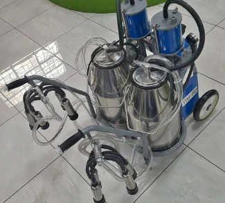 Double Cylinder Milking Machine – Heavy-Duty Cow Milker for Commercial Dairy Farming - Image 2