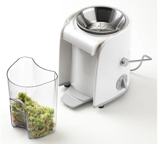 Kenwood JEP02 800W Juice Extractor – Powerful Motor, Fast & Efficient Juice Extraction & Easy Cleaning - Image 3