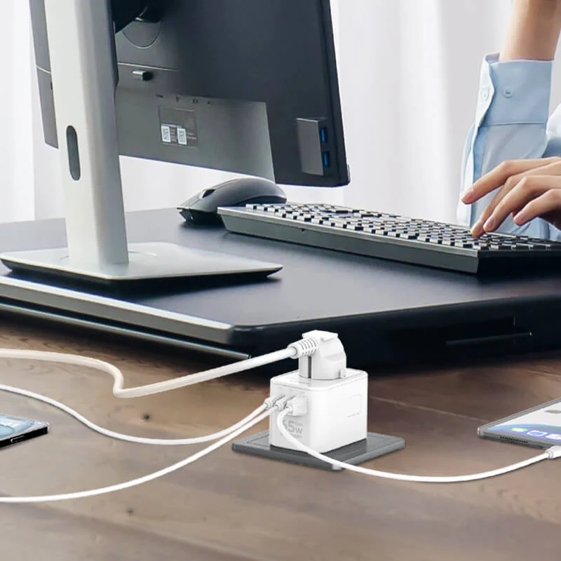LDNIO Z8 45W Universal GaN Outlets Power Strip Travel Adapter - 3 USB Ports (2 USB C, 1 USB A Ports) - Image 4