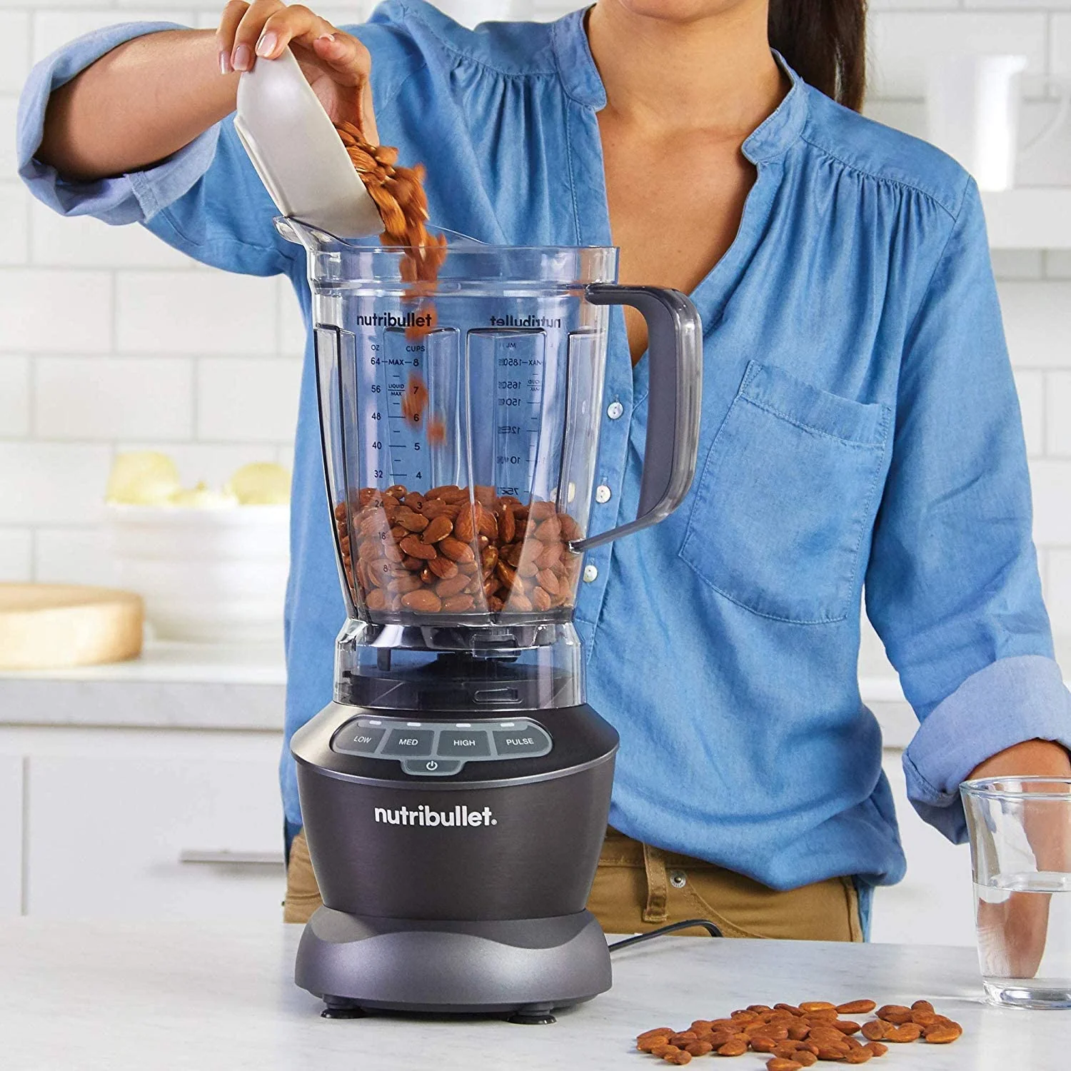 NutriBullet NBC-0910B 1000W Full-Size Blender Combo – Powerful Smoothie & Food Prep Blender - Image 4