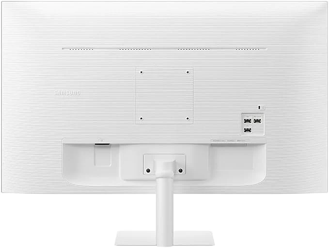 Samsung M7 Smart Monitor 32" UHD 4K (LS32DM703UMXUE) – Stunning 4K UHD display with smart apps, Wi-Fi, and remote PC access - Image 2