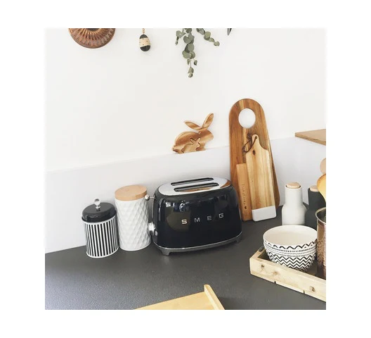 SMEG TSF01BLUK 2-Slice Bread Toaster – Stylish Electric Toaster with Adjustable Browning and Easy-Clean Features - Image 2