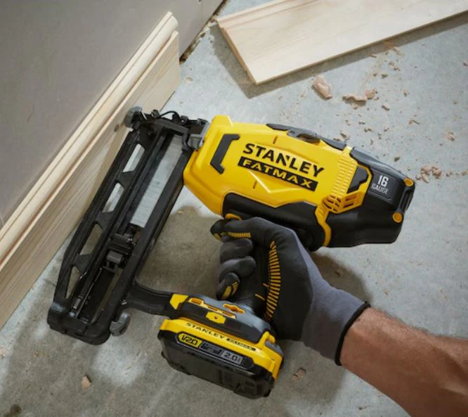 Stanley SFMCN616D2K-GB 18V FatMax V20 Cordless 16Ga Finishing Nailer – 2 x 2.0Ah Li-Ion Professional Woodworking & Trim Installation Tool - Image 3