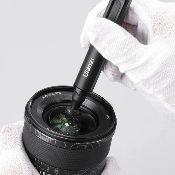Ulanzi CO26 Camera Cleaning Kit for APS-C Cameras – Essential kit for keeping camera lenses and sensors clean for clear image quality - Image 2