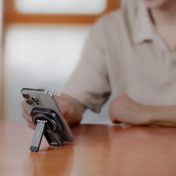 Ulanzi MA60 Foldable Magnetic Phone Tripod – Compact and portable tripod that provides stable phone support for hands-free shooting and content creation - Image 4